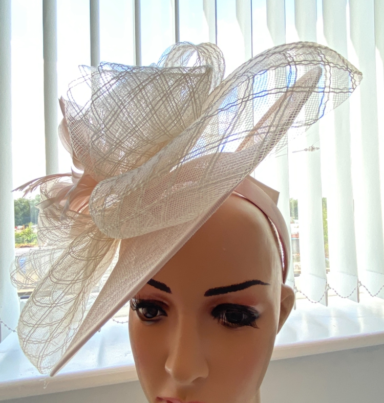 Fascinator